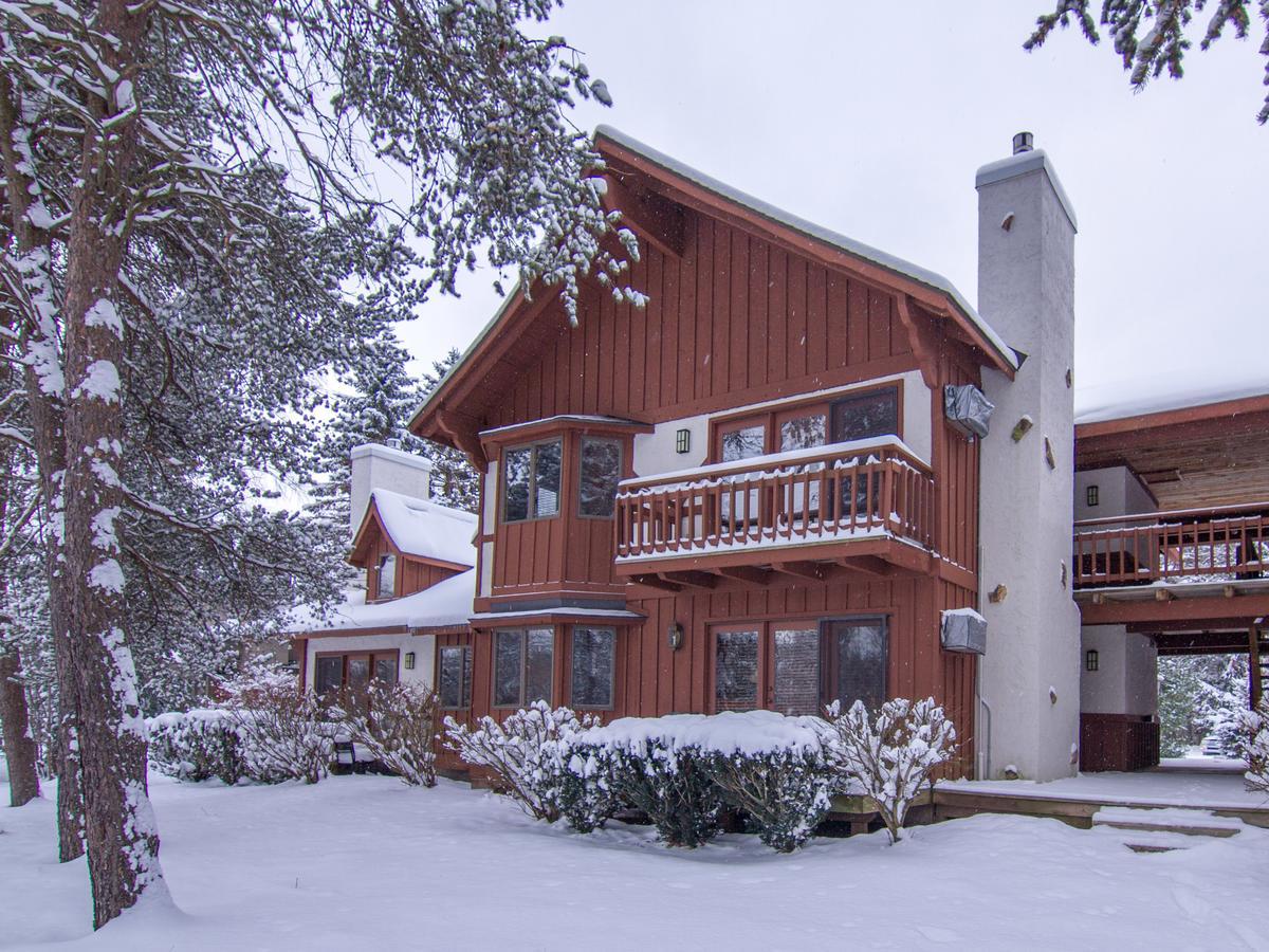 Hotel Crystal Mountain Thompsonville Exterior foto