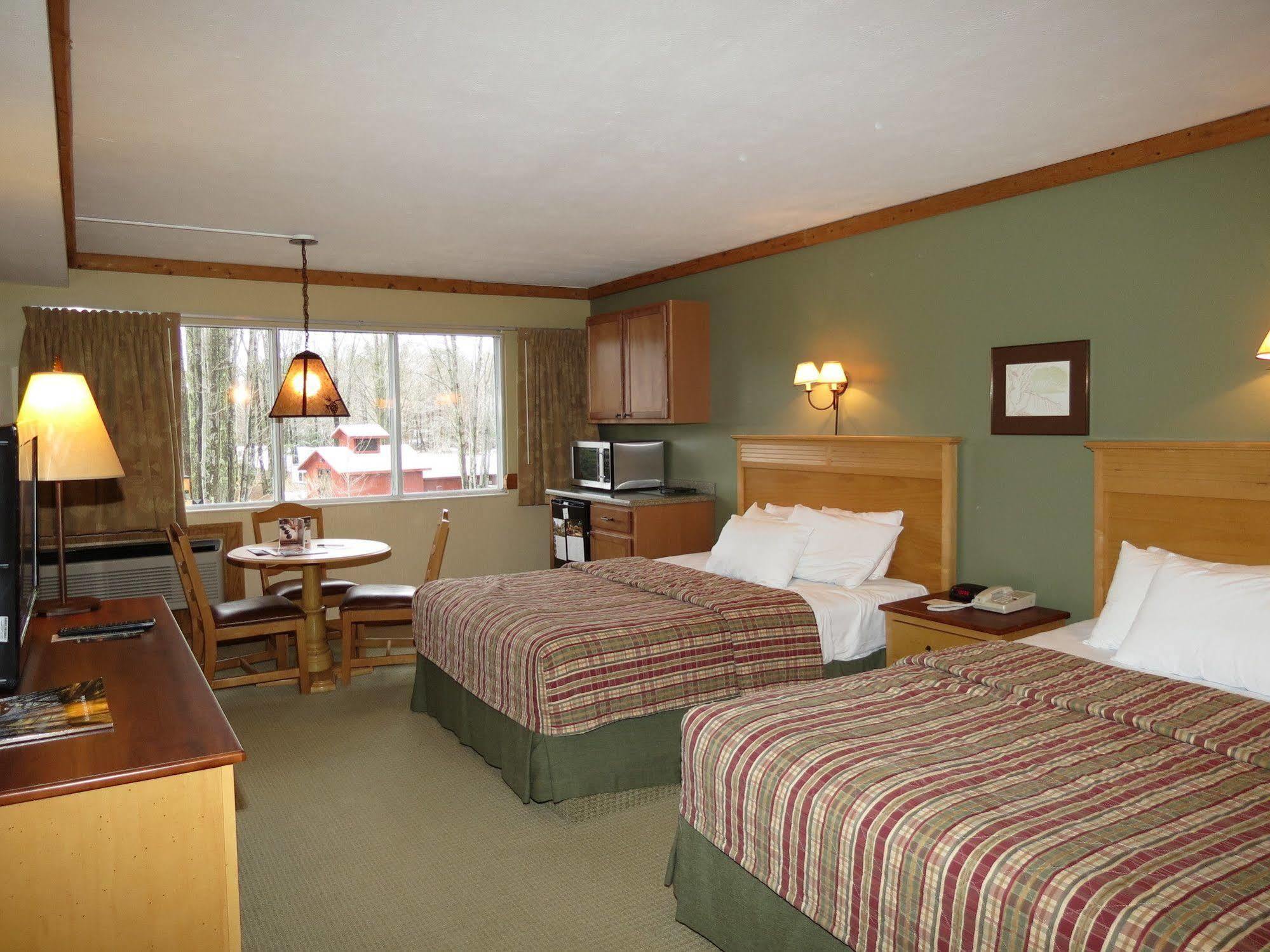 Hotel Crystal Mountain Thompsonville Exterior foto